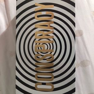 Jeffree Star x Shane Dawson Conspiracy Pallette